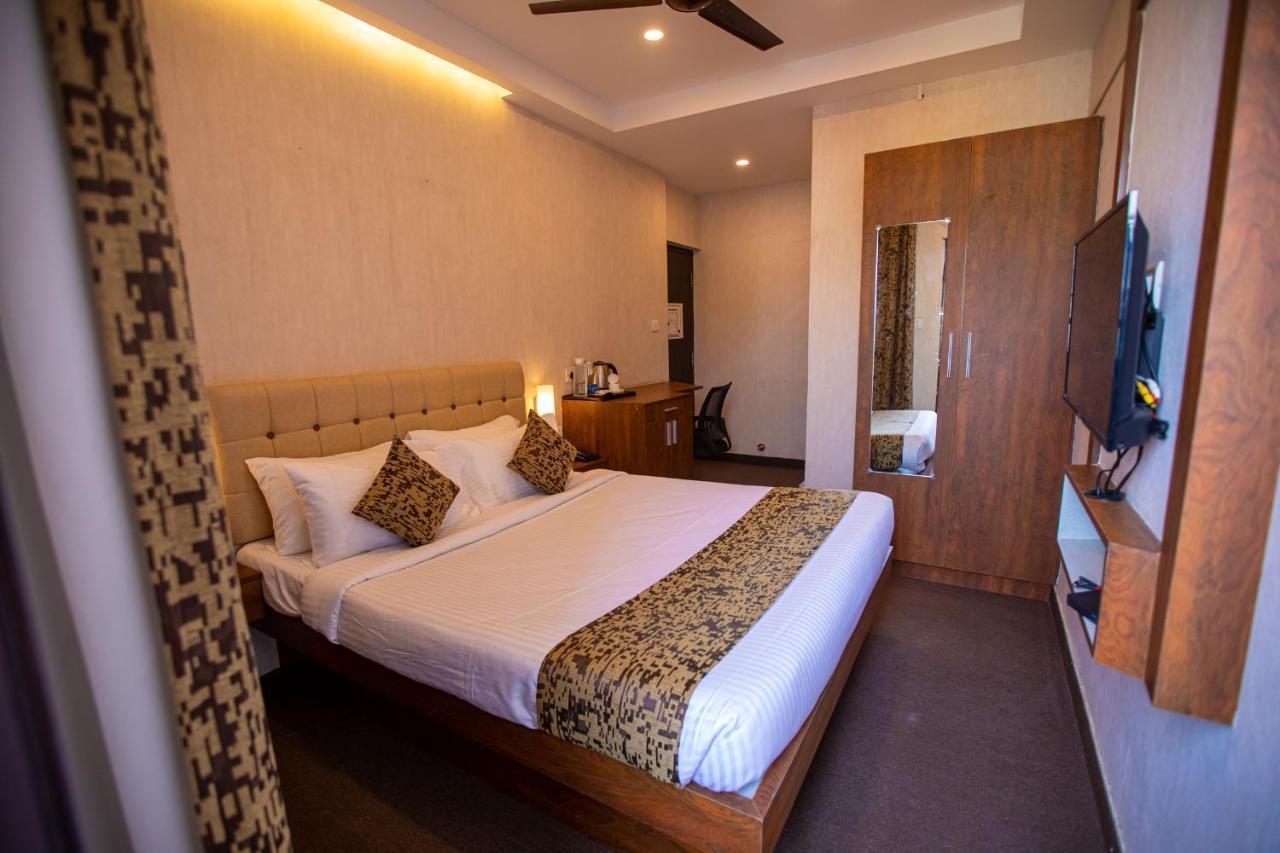 Vera By Bisque Brookefield Bangalore Exterior foto